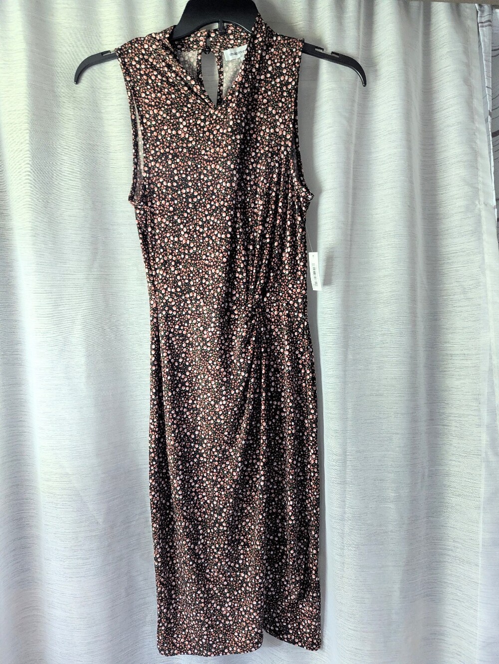 Amazon Essentials Sleeveless Midi Dress in Black with Pink Floral Print